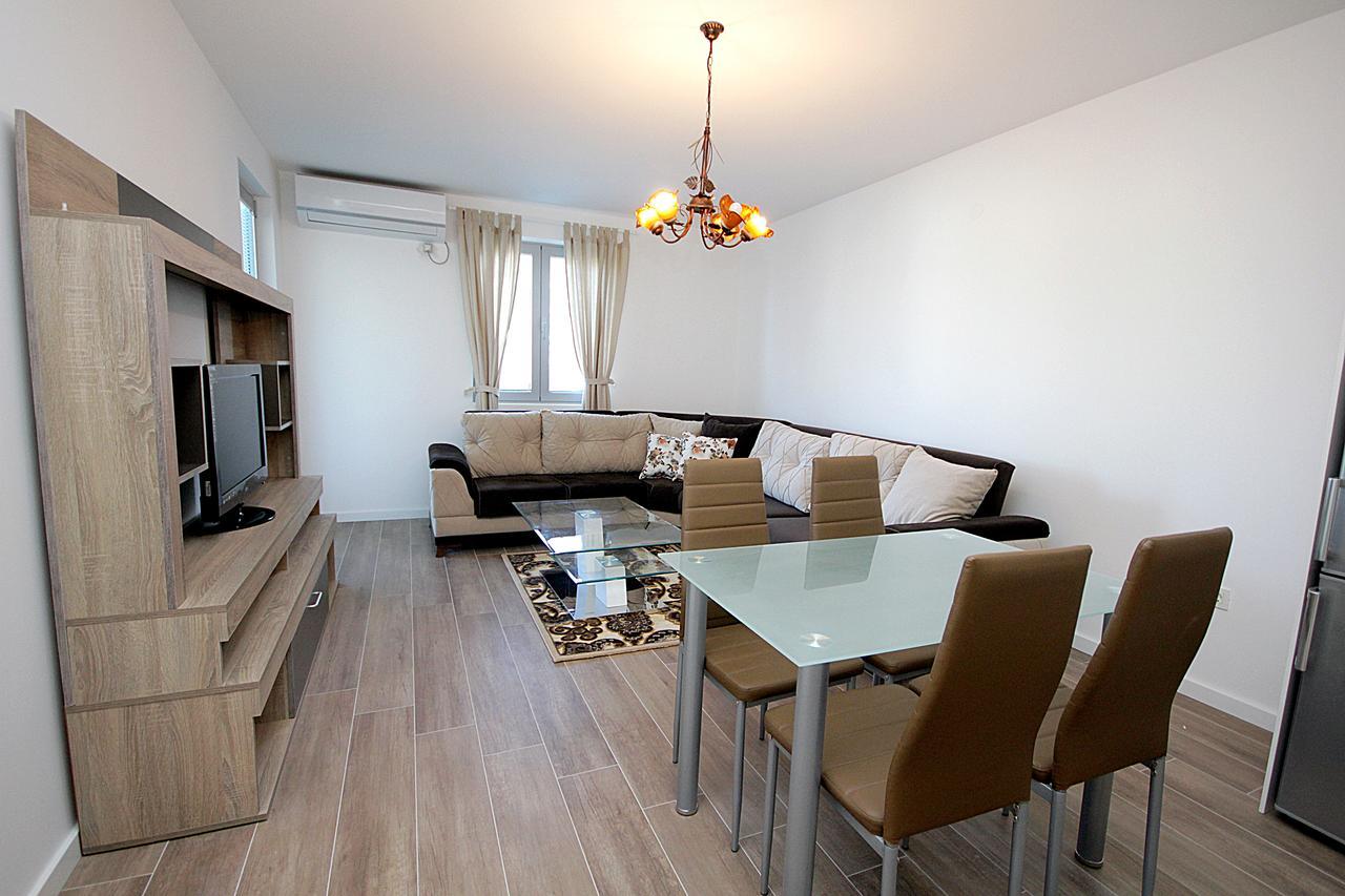 Apartment Melina Dobra Voda Extérieur photo